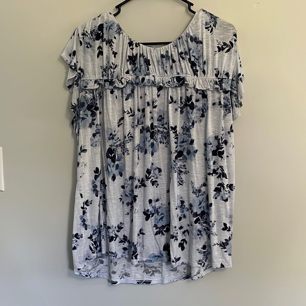 Maurice’s blouse size XXL lightly worn
